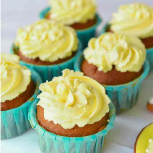 Icing Cupcakes